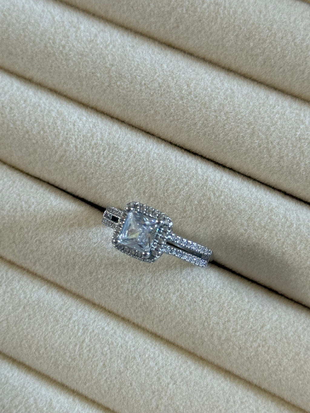 Forever Yours Carree Ring | Adjusable