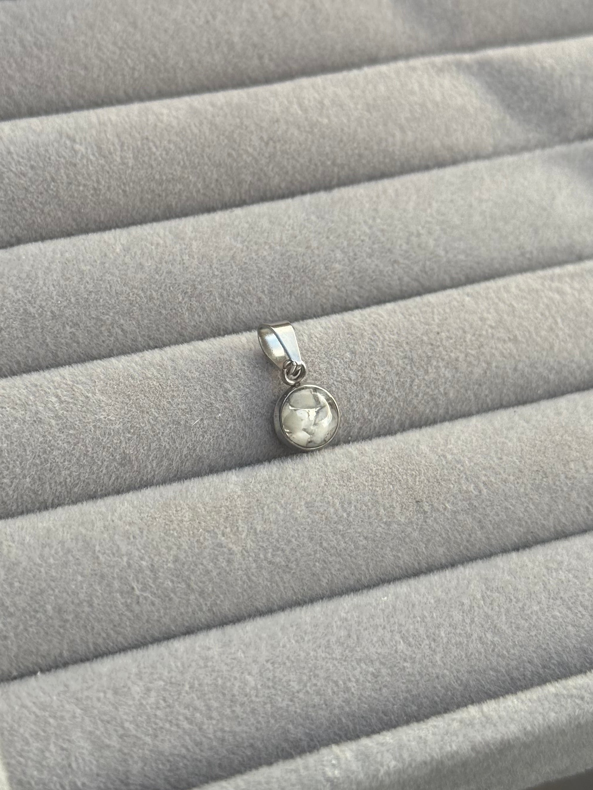 Small Keepsake Pendant Charm