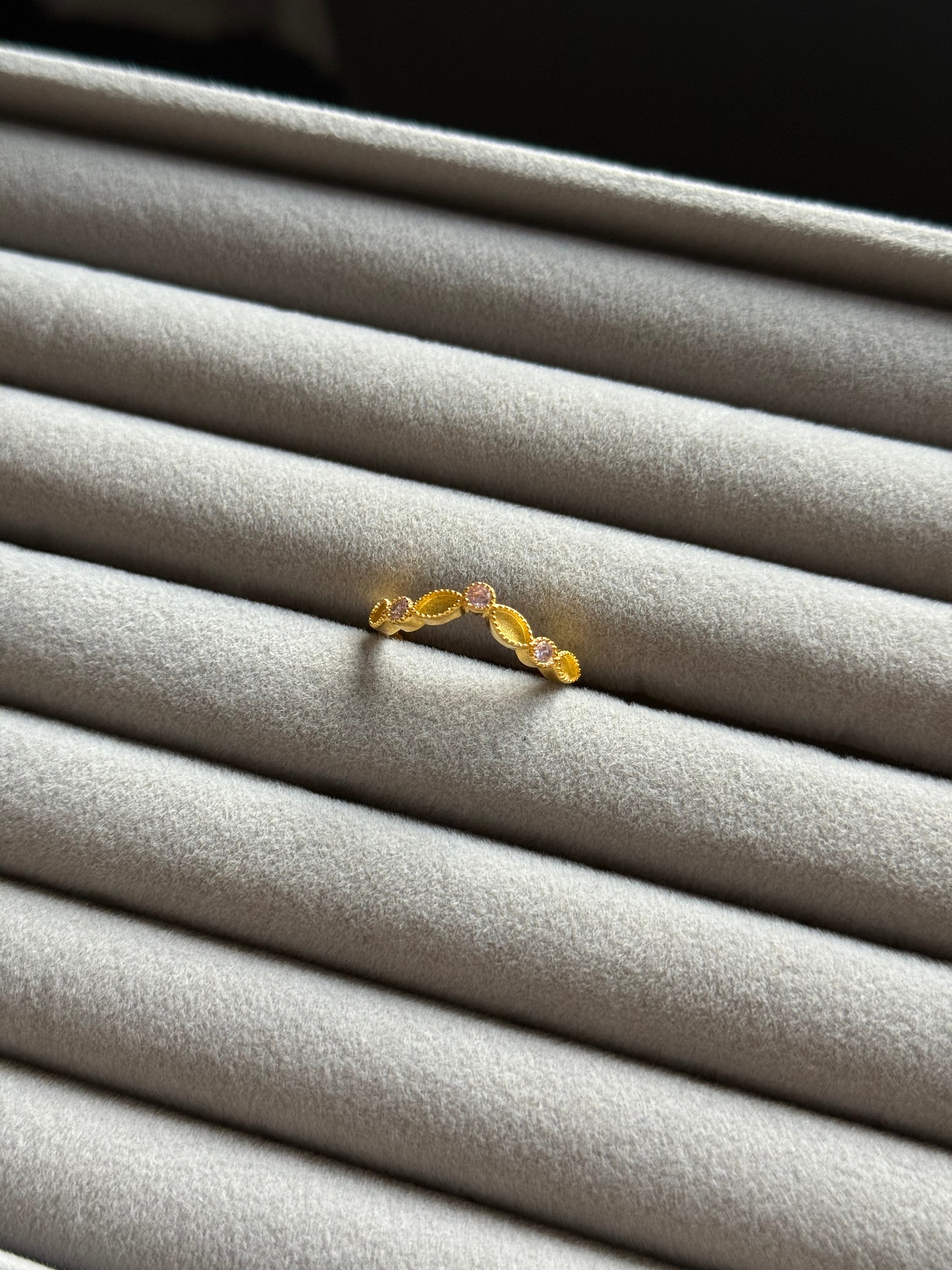 CLEARANCE | Gold Tiara Shaped Rose Quartz Stones