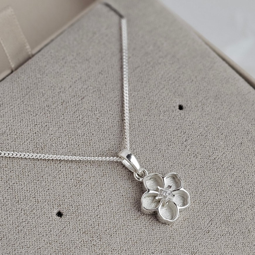 Forget-Me-Not Necklace Silver